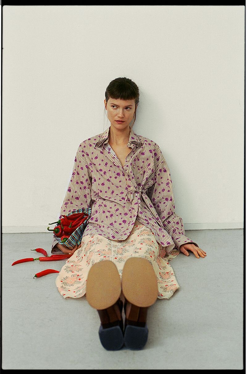 Kasia Struss Juices up the Pages of Vogue Poland April 2021 — Anne